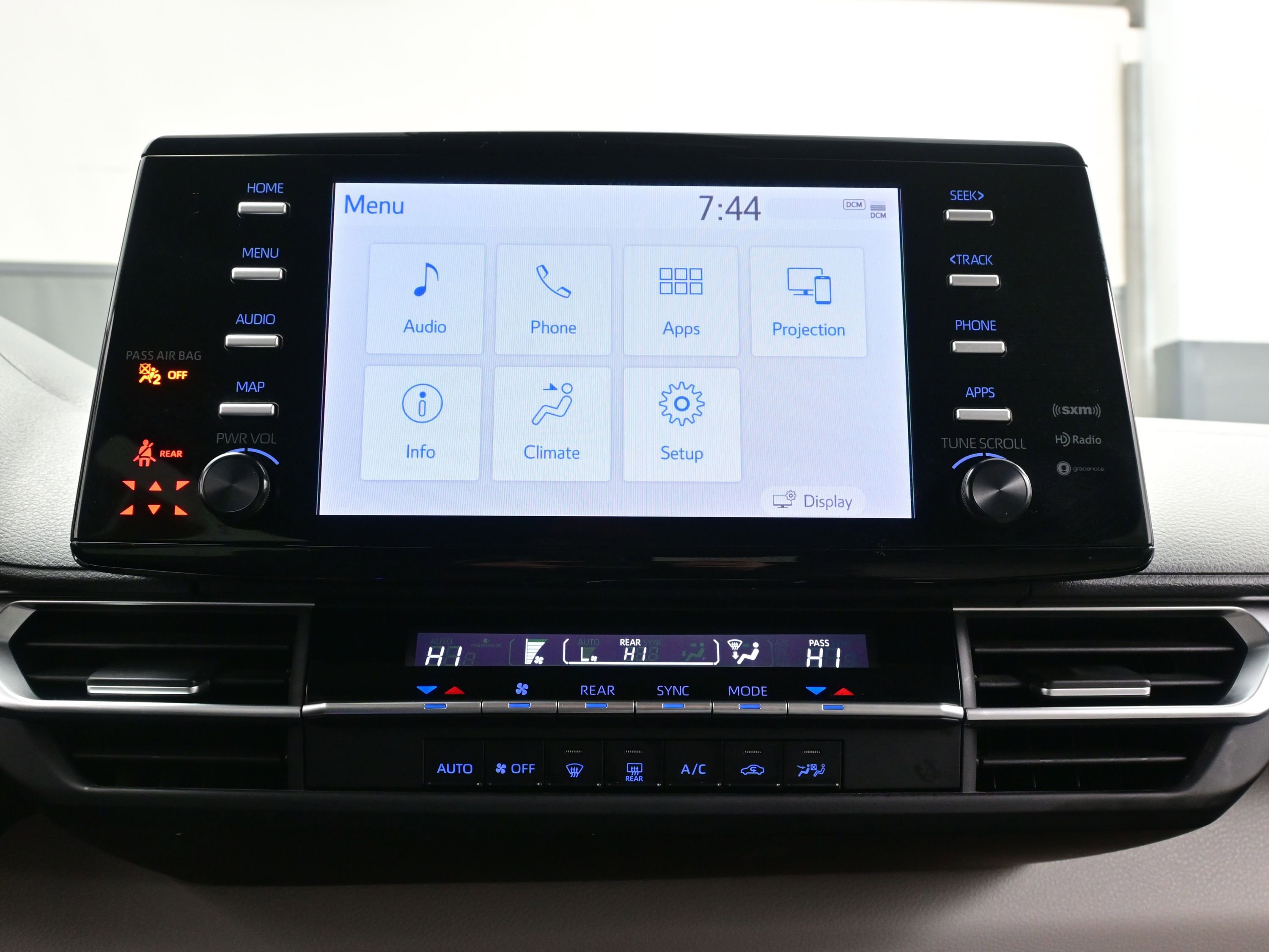 Used 2024 Toyota Sienna LE image 20