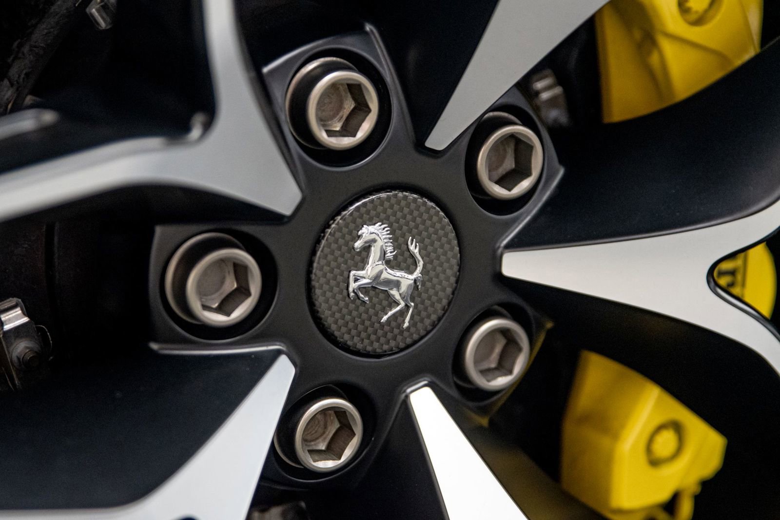 Used 2020 Ferrari 488 Pista Spider image 54