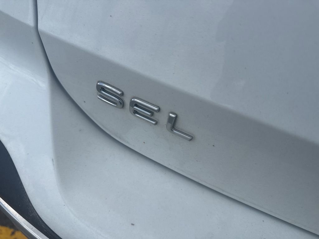 Used 2022 Volkswagen Taos SEL AWD/4WD image 7