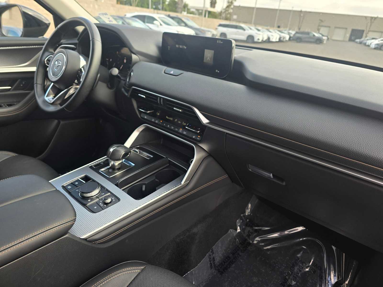 Used 2024 MAZDA CX-90 Plug-In Hybrid w/ Preferred AWD/4WD image 11