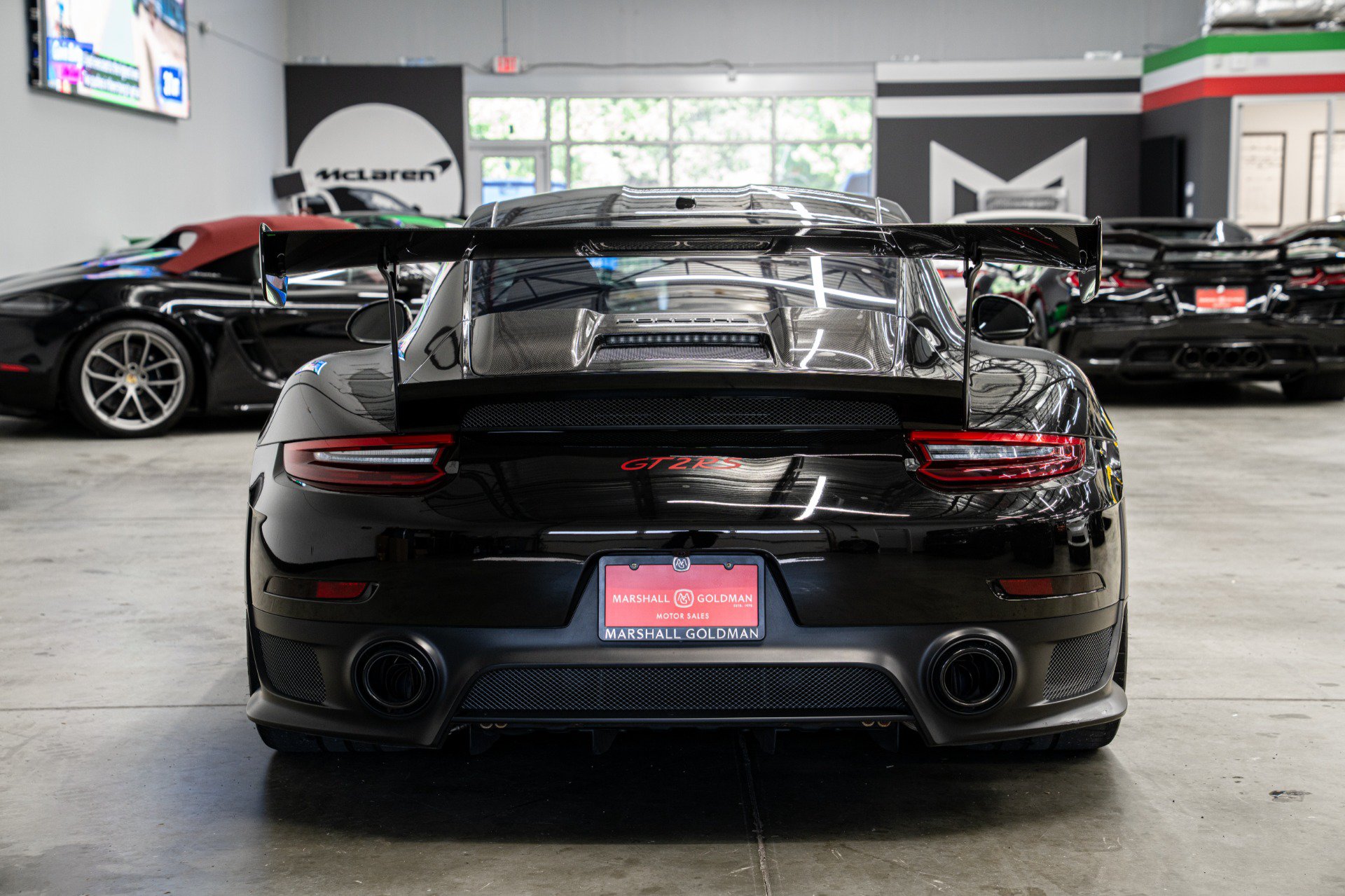 Used 2018 Porsche 911 GT2 RS RWD image 7