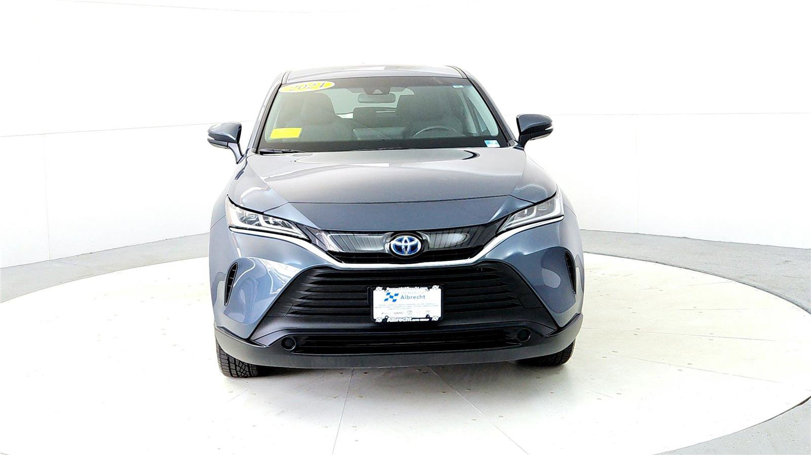 Certified 2024 Toyota Venza LE image 8