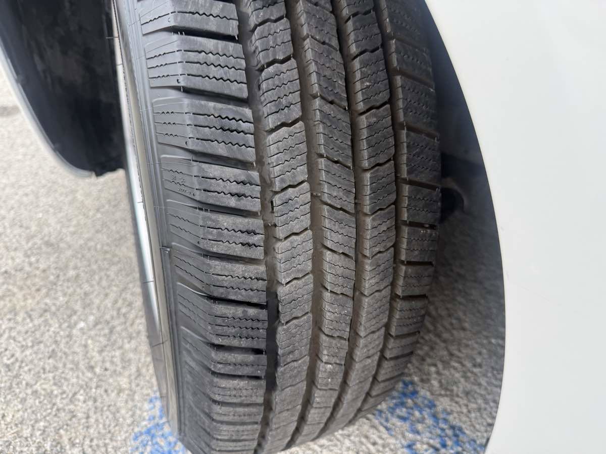 Used 2006 Chrysler 300 C image 4