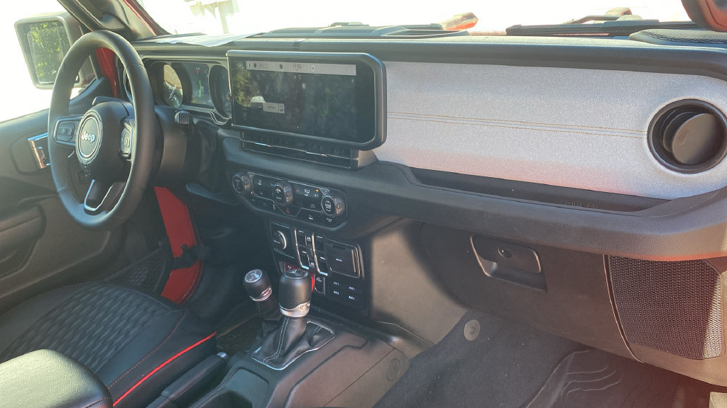 Used 2025 Jeep Wrangler Unlimited Sport S 4xe AWD/4WD image 11
