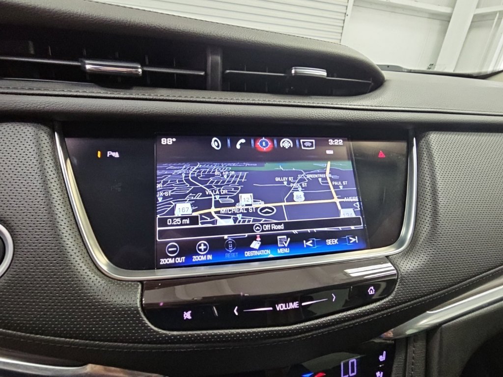 Used 2017 Cadillac XT5 Premium Luxury FWD image 17
