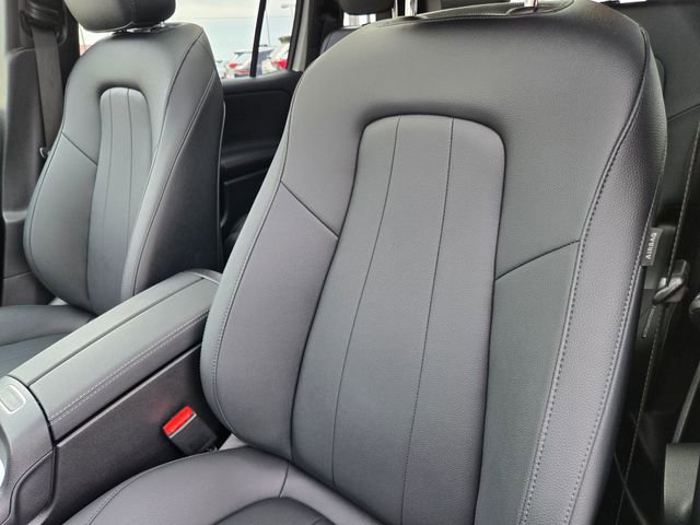 Used 2024 Mercedes-Benz EQB 300 4MATIC image 13