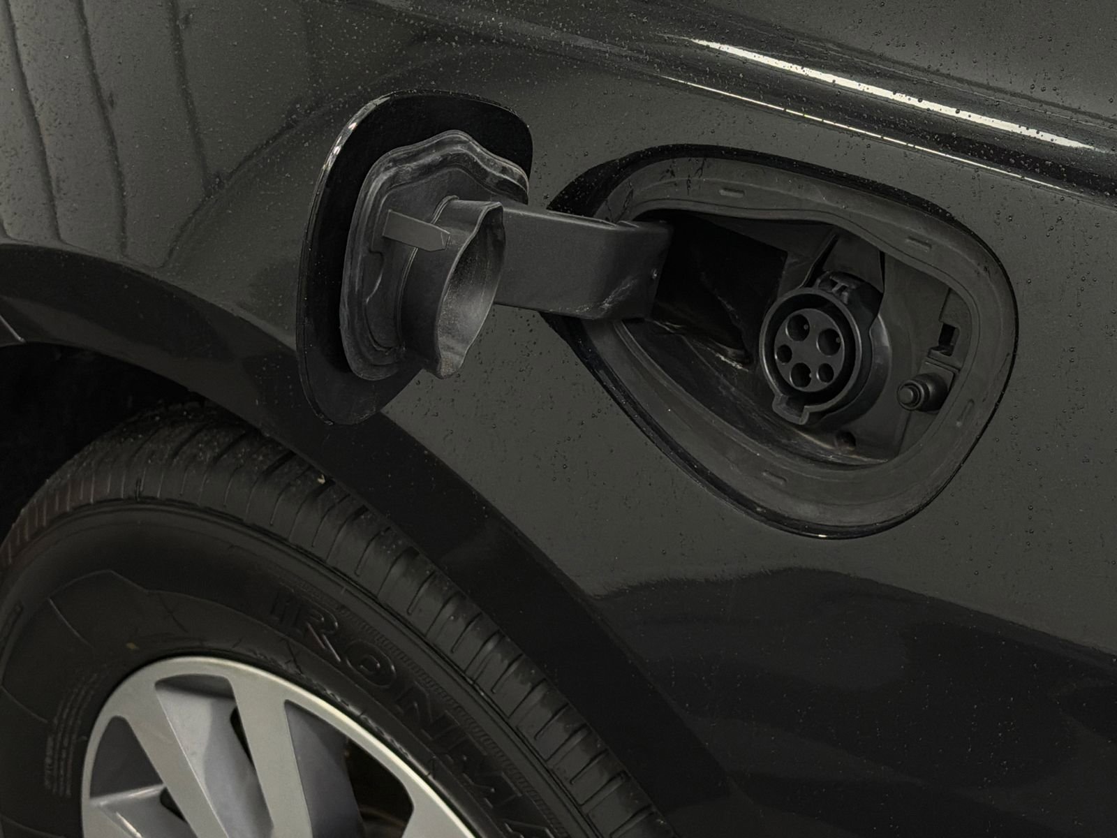Used 2023 Chrysler Pacifica Touring-L FWD image 13