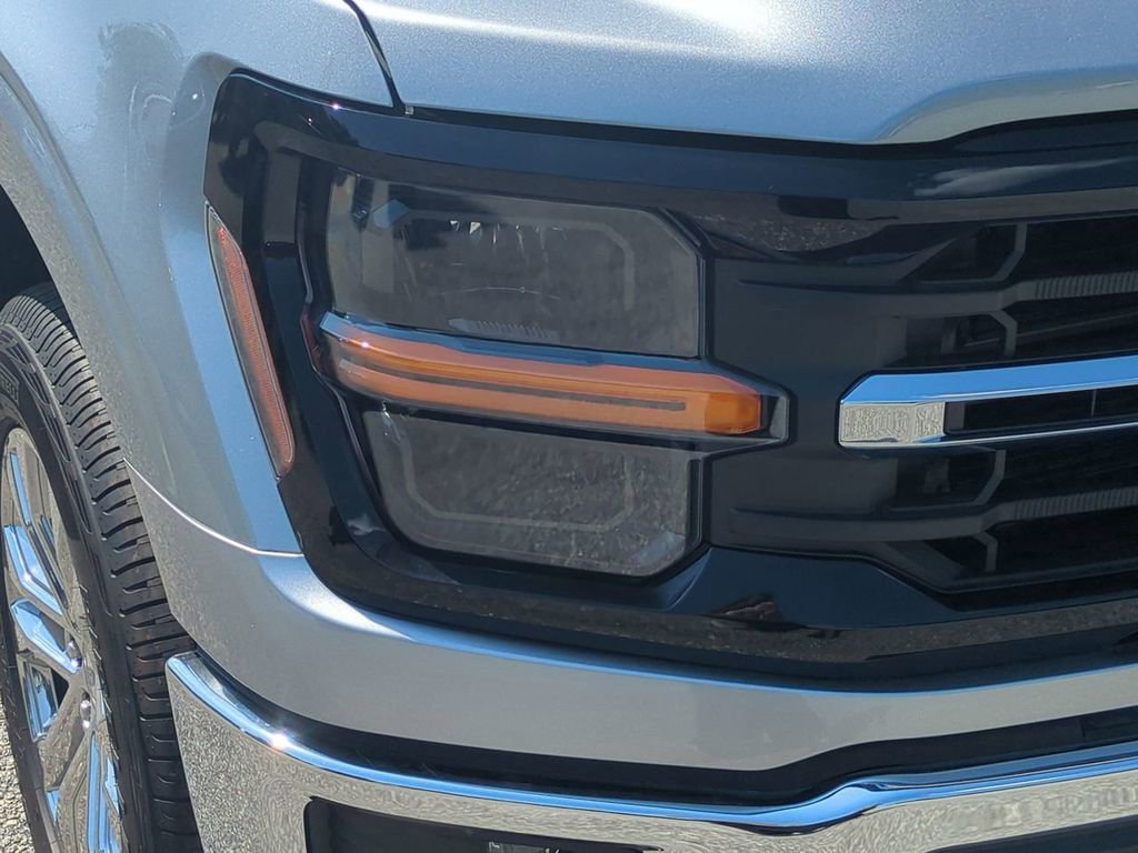 New 2025 Ford F150 XLT w/ Equipment Group 302A MID image 11