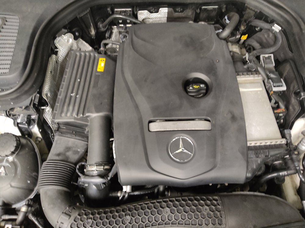 Used 2019 Mercedes-Benz GLC 300 w/ Premium Package image 30