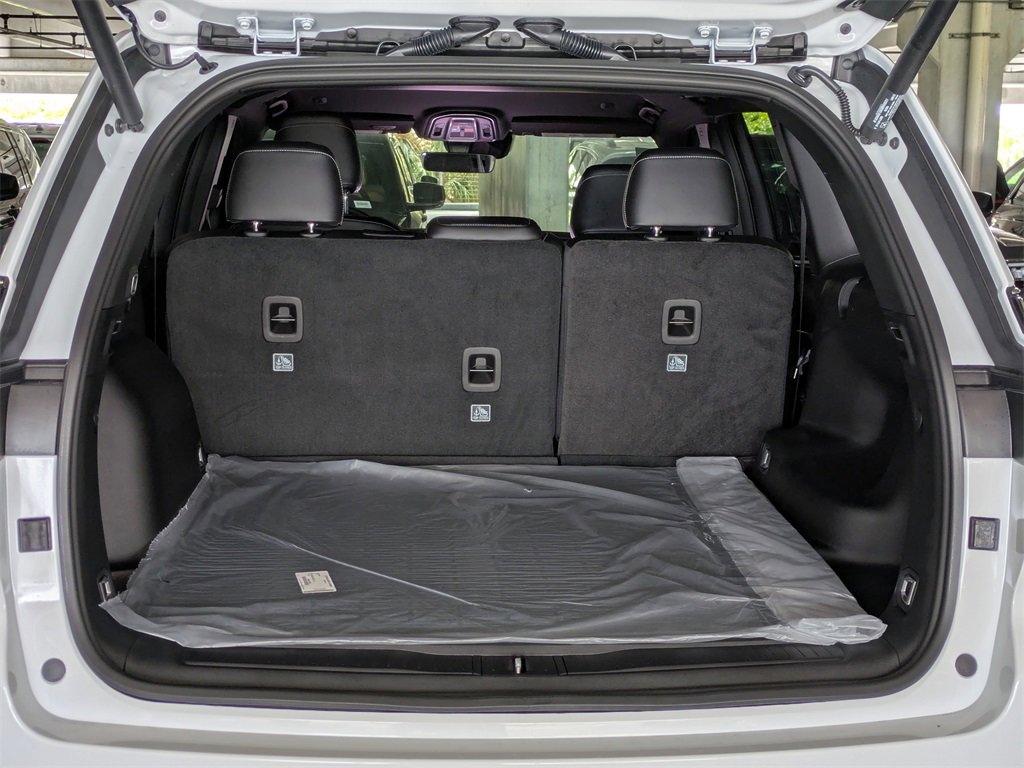 New 2025 Jeep Grand Cherokee Limited image 13