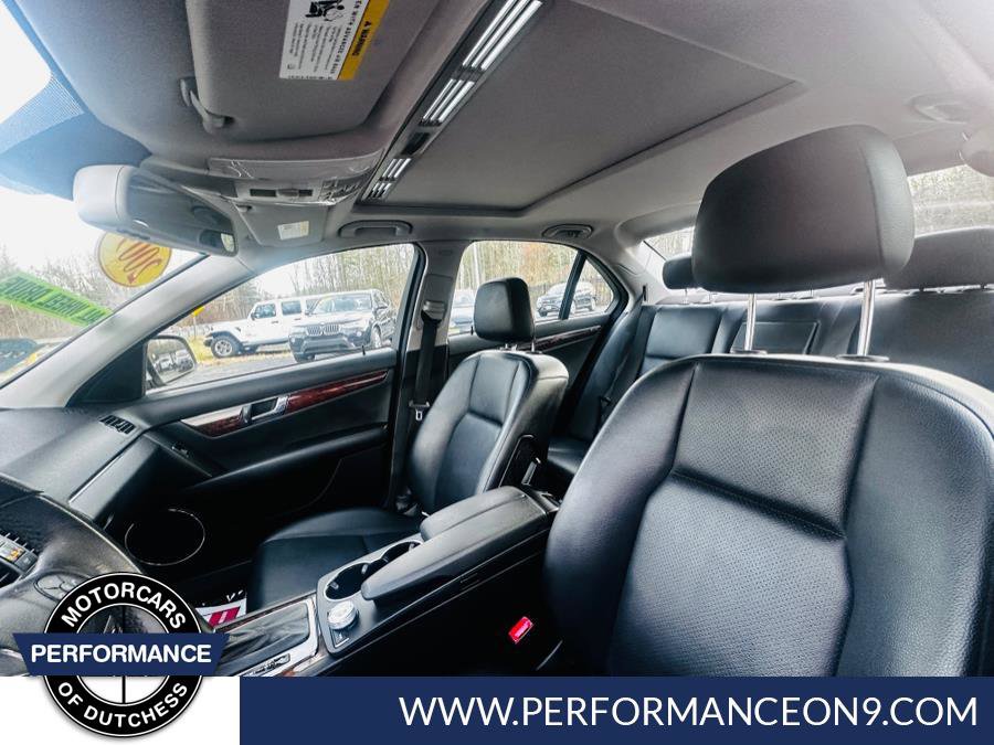 Used 2009 Mercedes-Benz C 300 Sport image 14