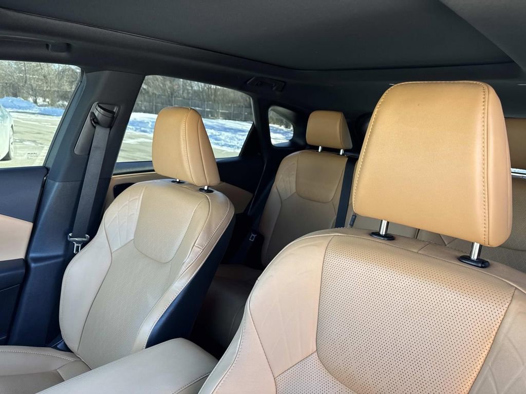Used 2025 Lexus RX 350 Premium Plus w/ Convenience Package AWD/4WD image 33
