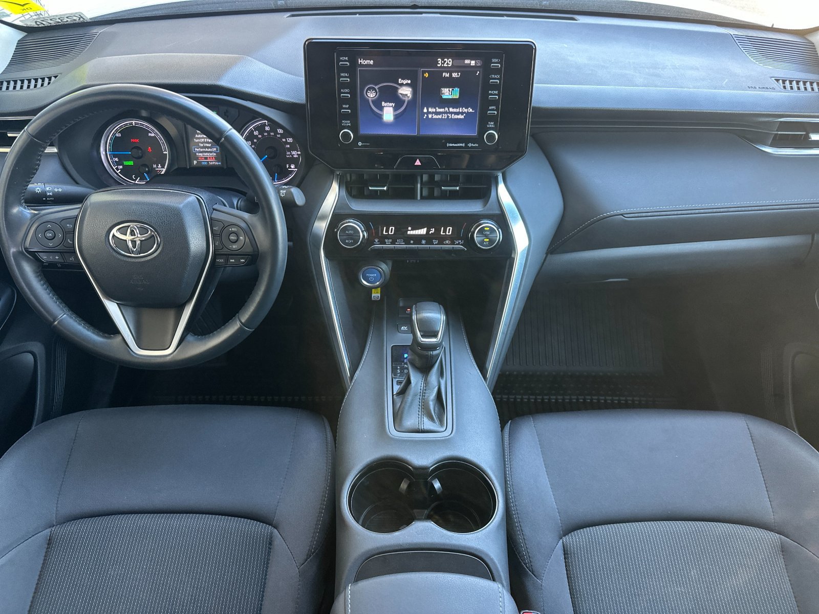 Used 2021 Toyota Venza LE AWD/4WD image 13