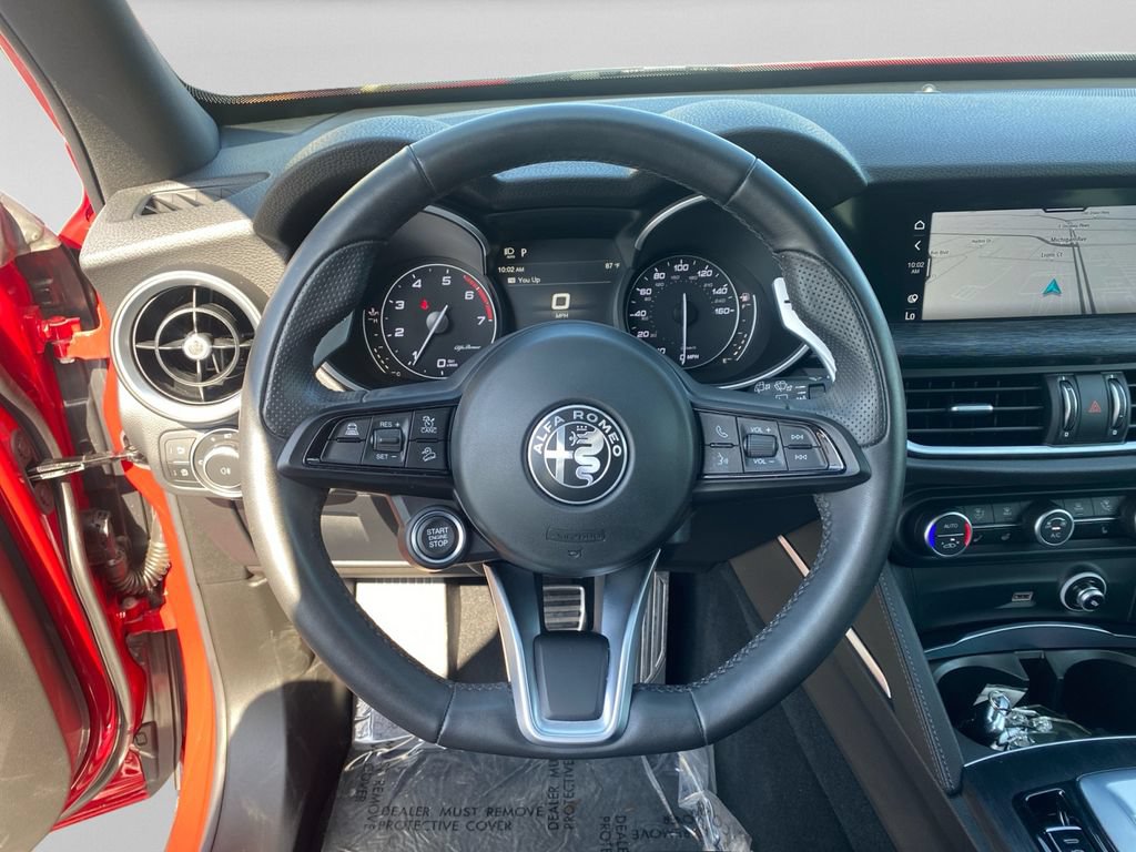 Used 2023 Alfa Romeo Stelvio Sprint RWD image 12