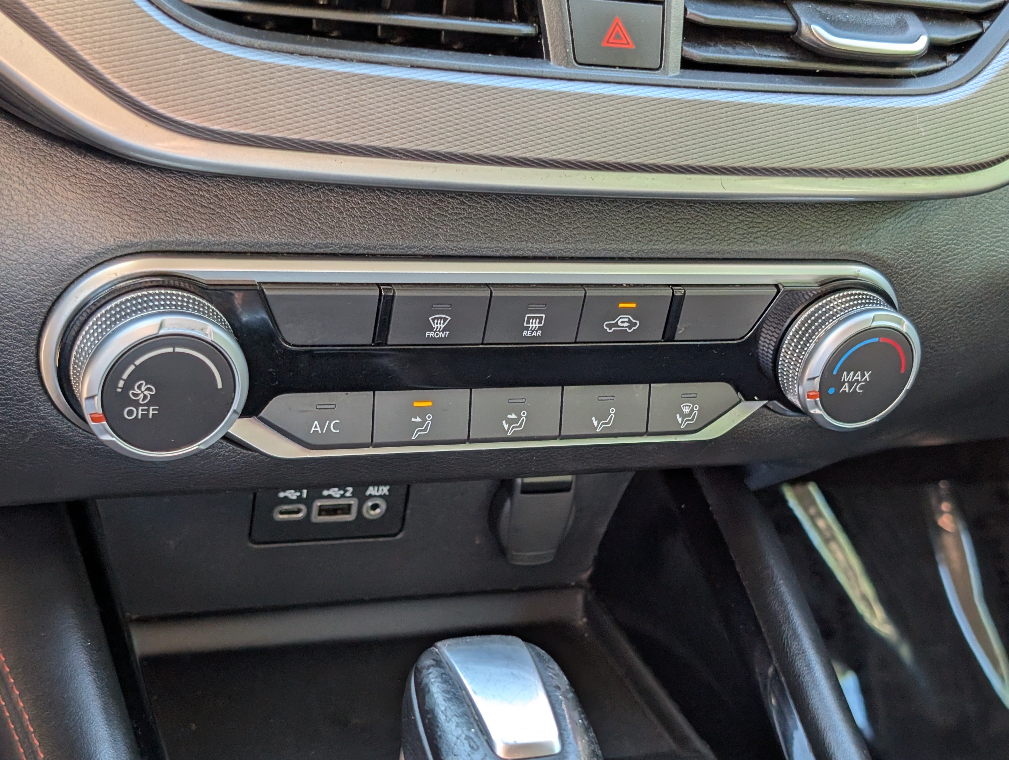 Used 2024 Nissan Altima 2.5 SR FWD image 25