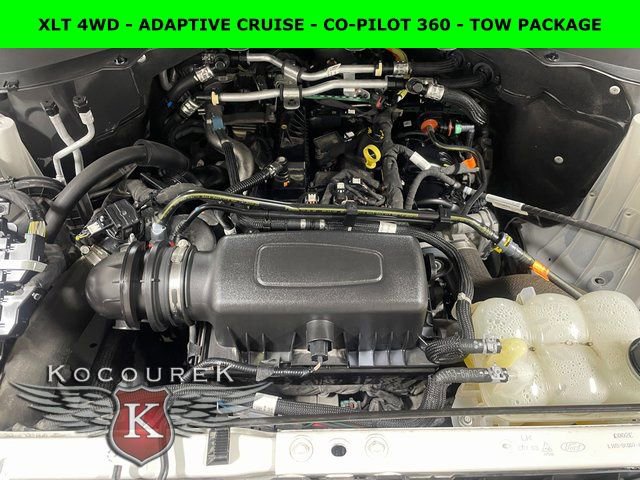 Used 2022 Ford Explorer XLT image 23