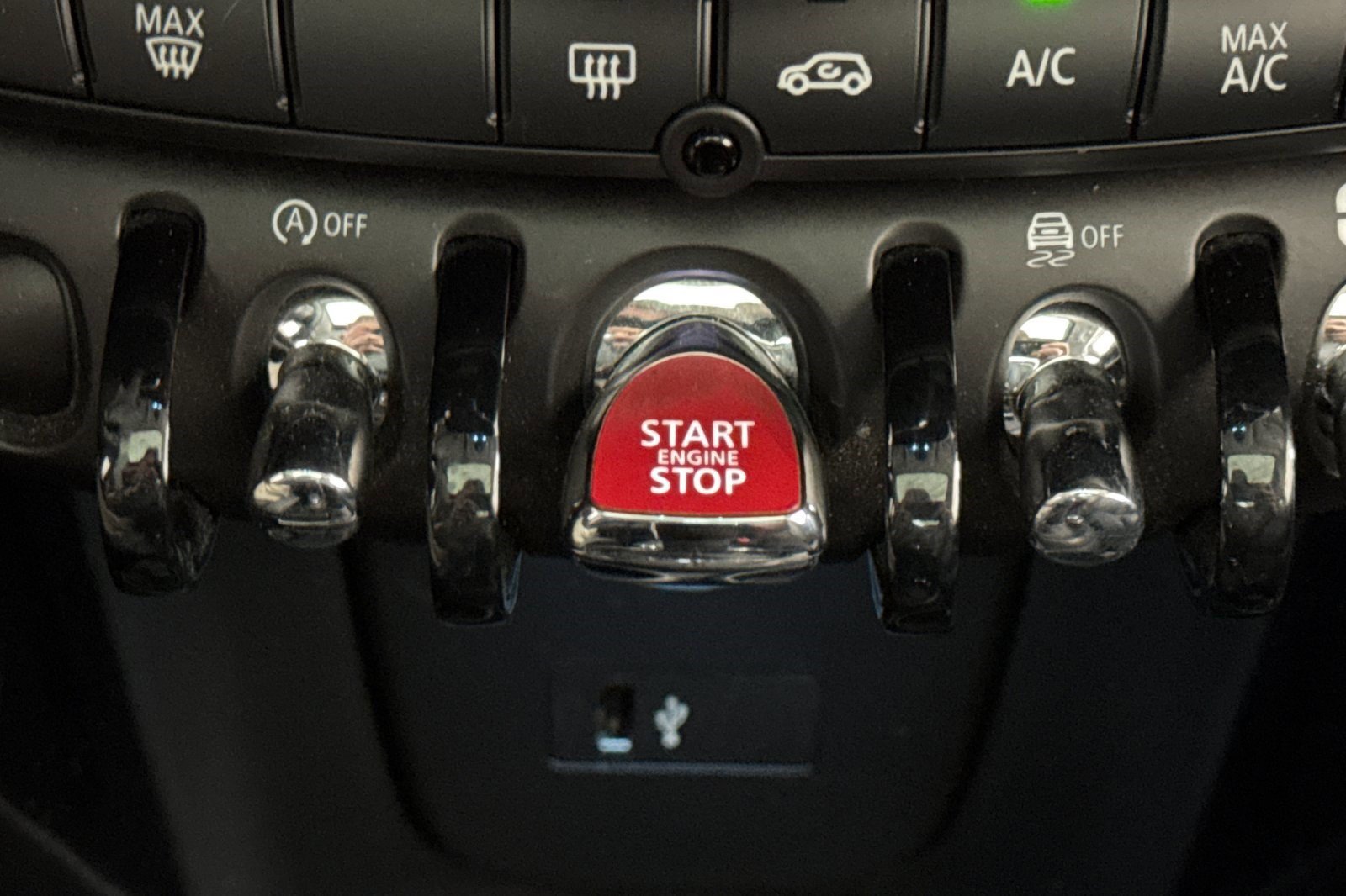 Used 2024 MINI Cooper S FWD image 35