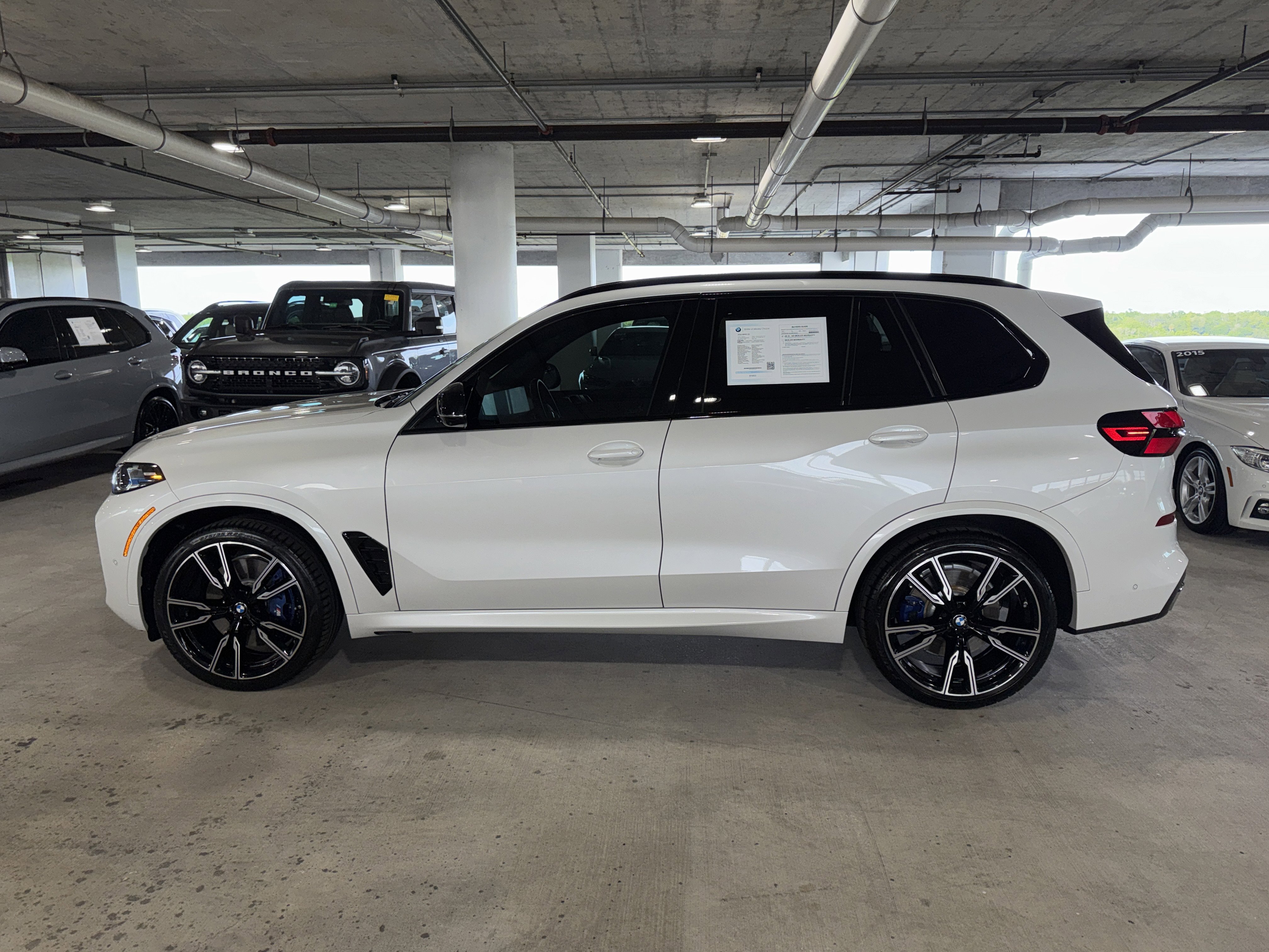 Used 2025 BMW X5 M60i image 5