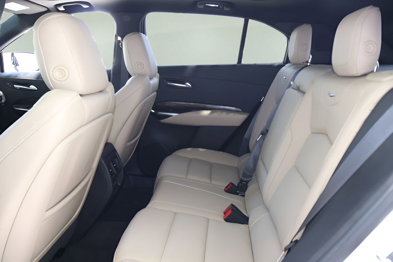 Certified 2024 Cadillac XT4 Premium Luxury image 12