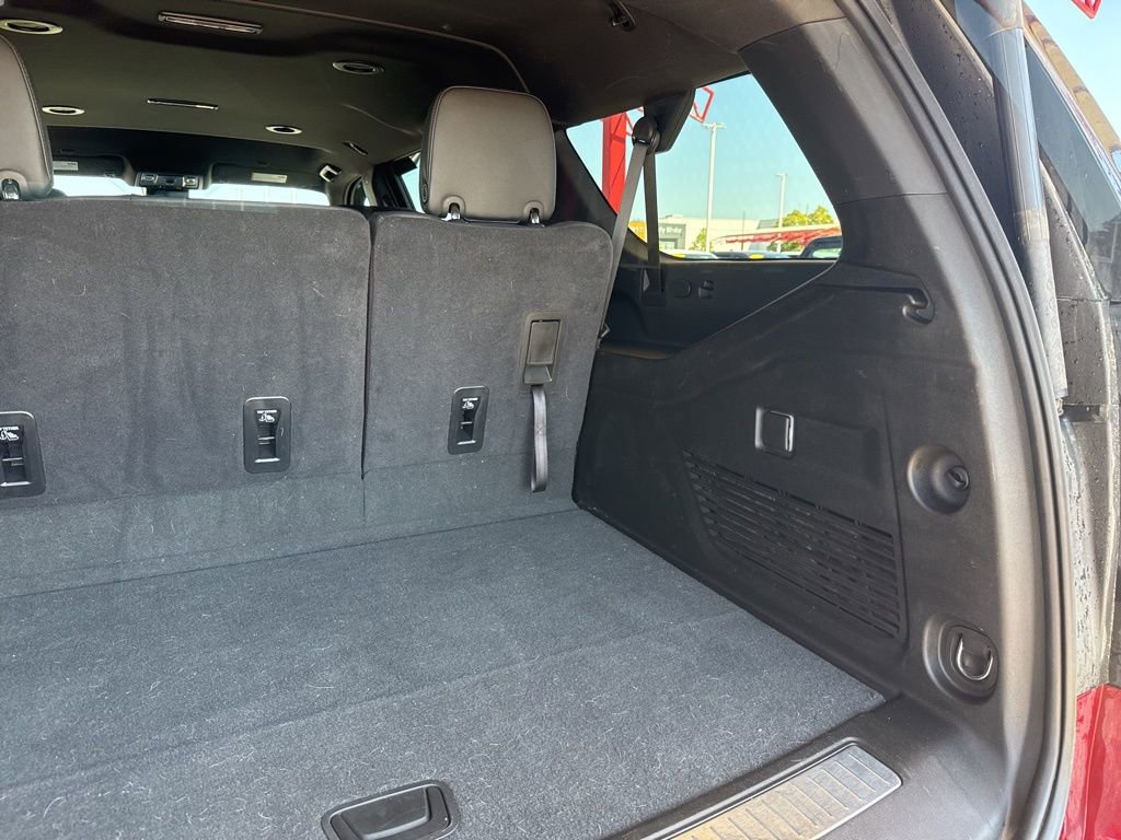 Used 2024 Chevrolet Suburban RST image 31