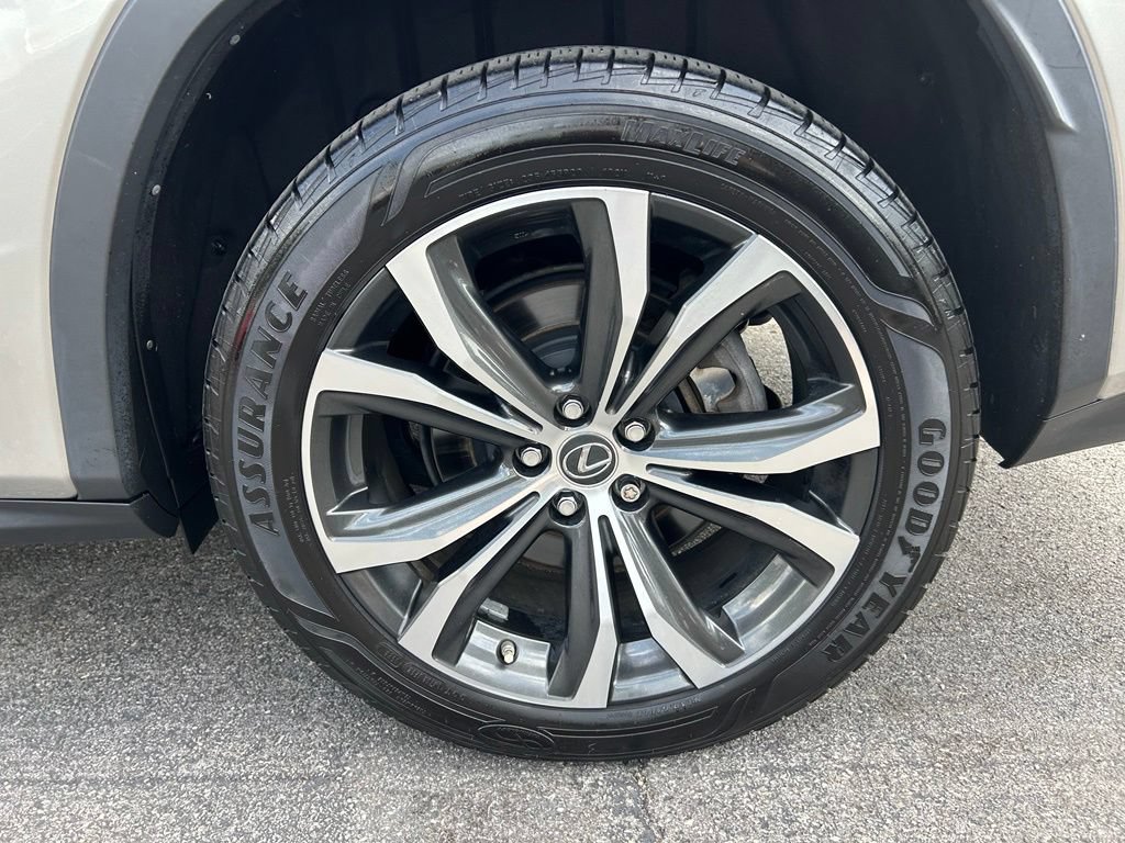 Used 2020 Lexus RX 350L Premium w/ Premium Package AWD/4WD image 26