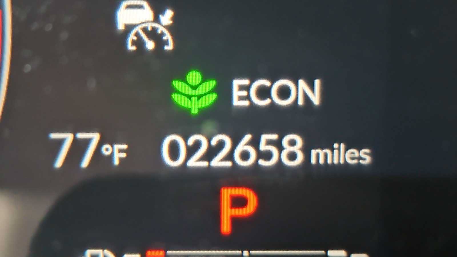 Certified 2025 Honda HR-V LX image 10
