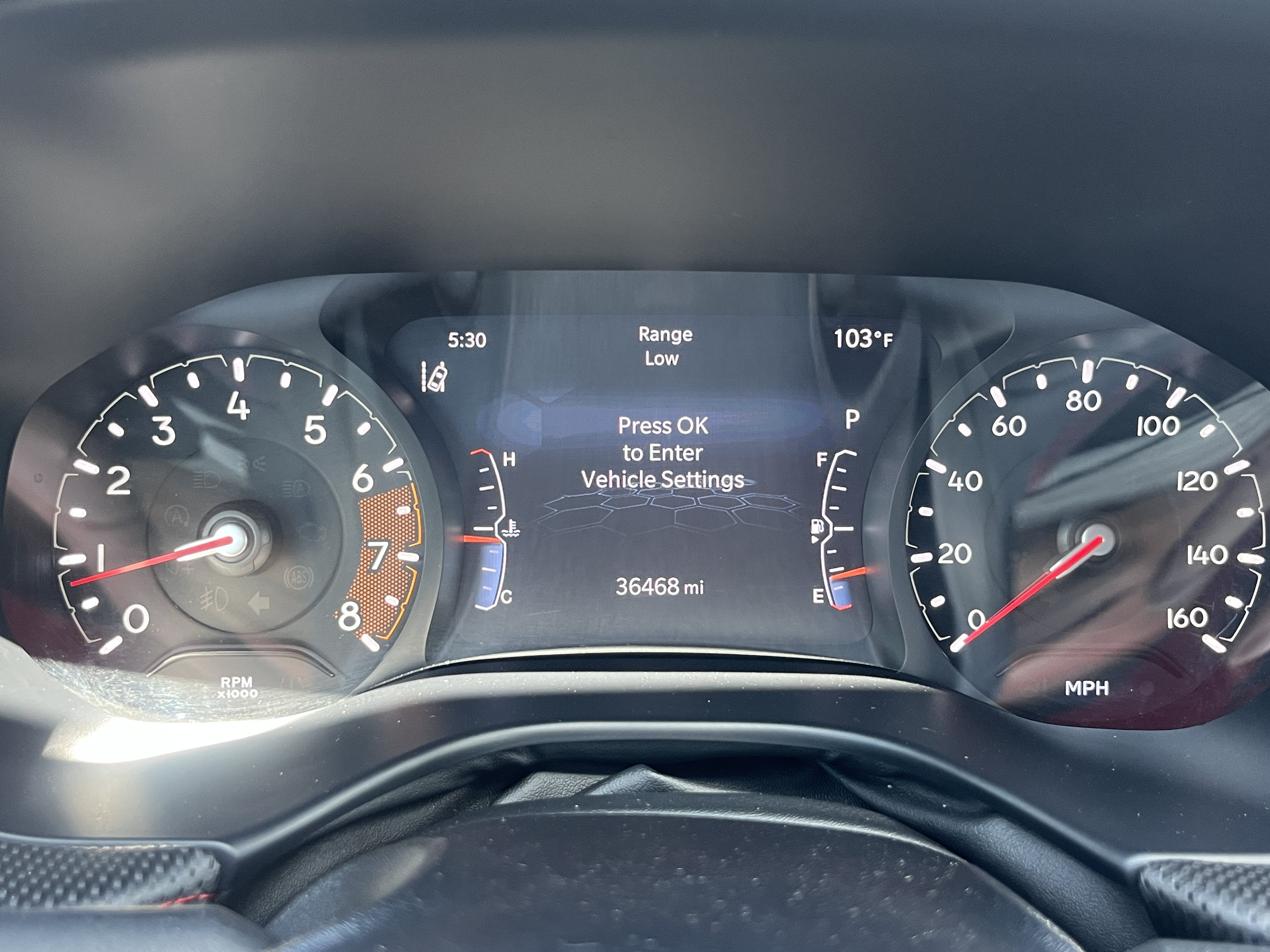 Used 2025 Jeep Compass Trailhawk AWD/4WD image 17