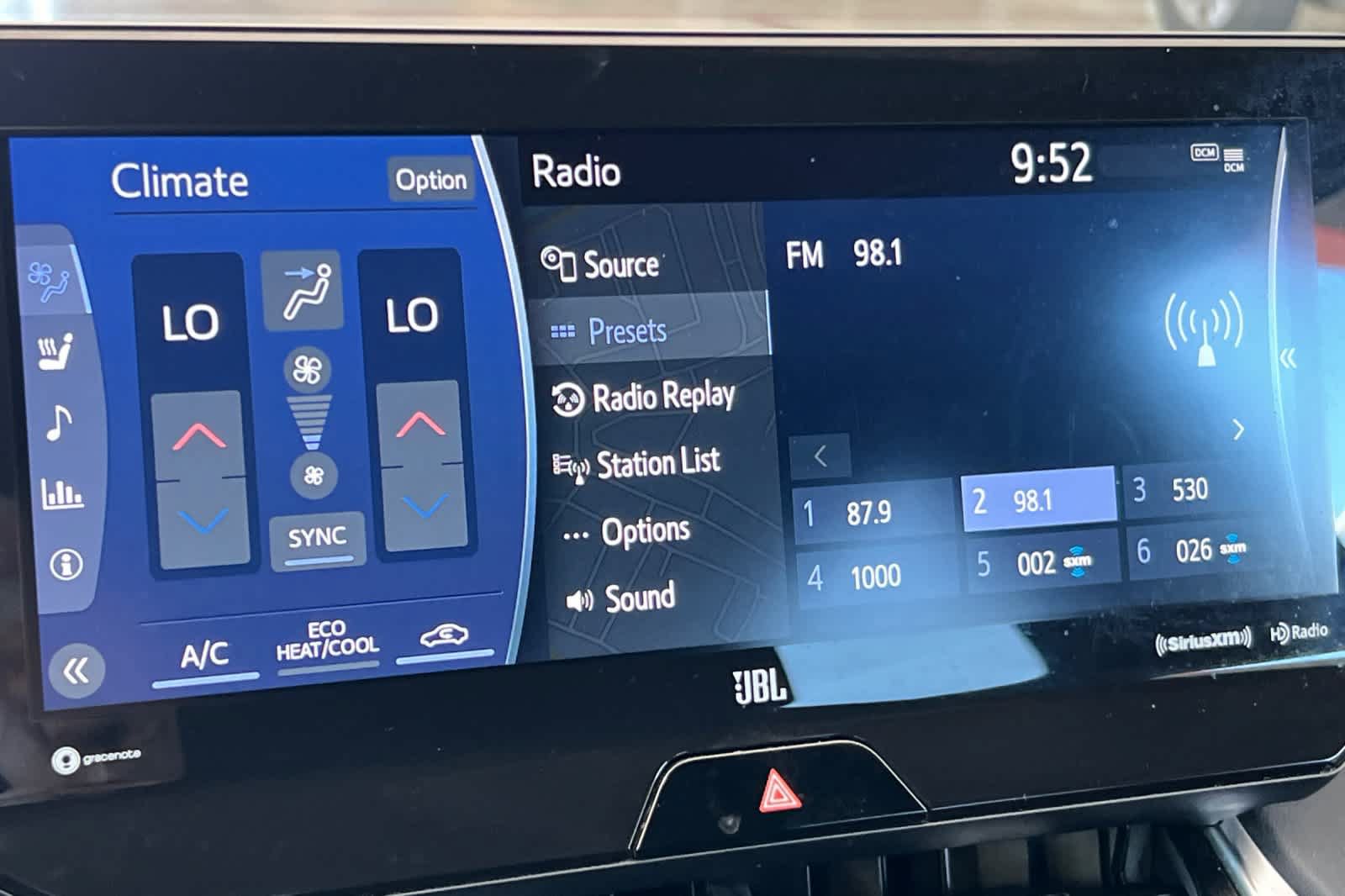 Certified 2022 Toyota Venza Limited AWD/4WD image 21