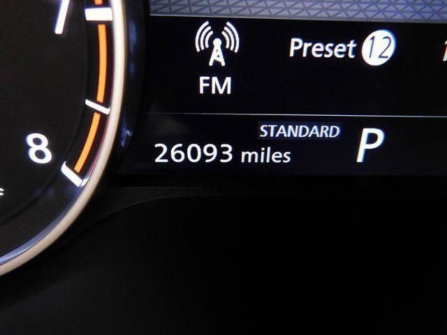 Used 2023 Nissan Rogue SV image 61