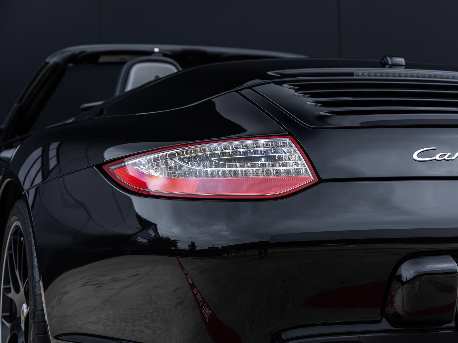 Used 2012 Porsche 911 Carrera GTS RWD image 17