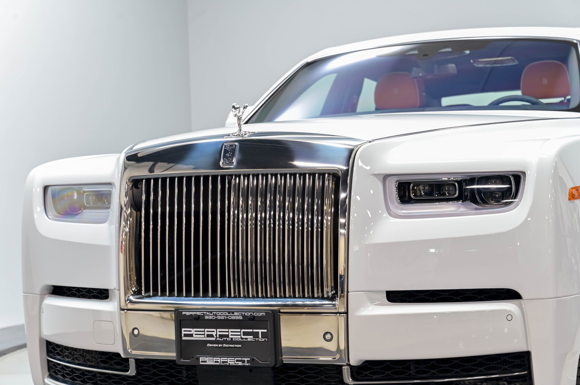 Used 2022 Rolls-Royce Phantom Sedan w/ The Phantom Package RWD image 97