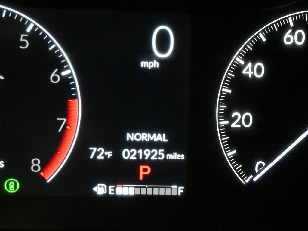 Certified 2023 Honda Pilot Touring image 16