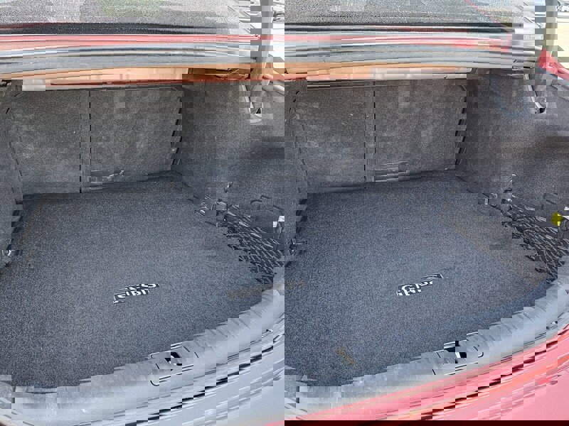 Used 2023 Genesis G70 3.3T image 10