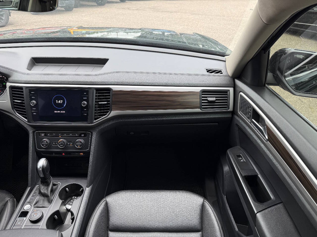 Used 2021 Volkswagen Atlas SE w/ Towing Package AWD/4WD image 23