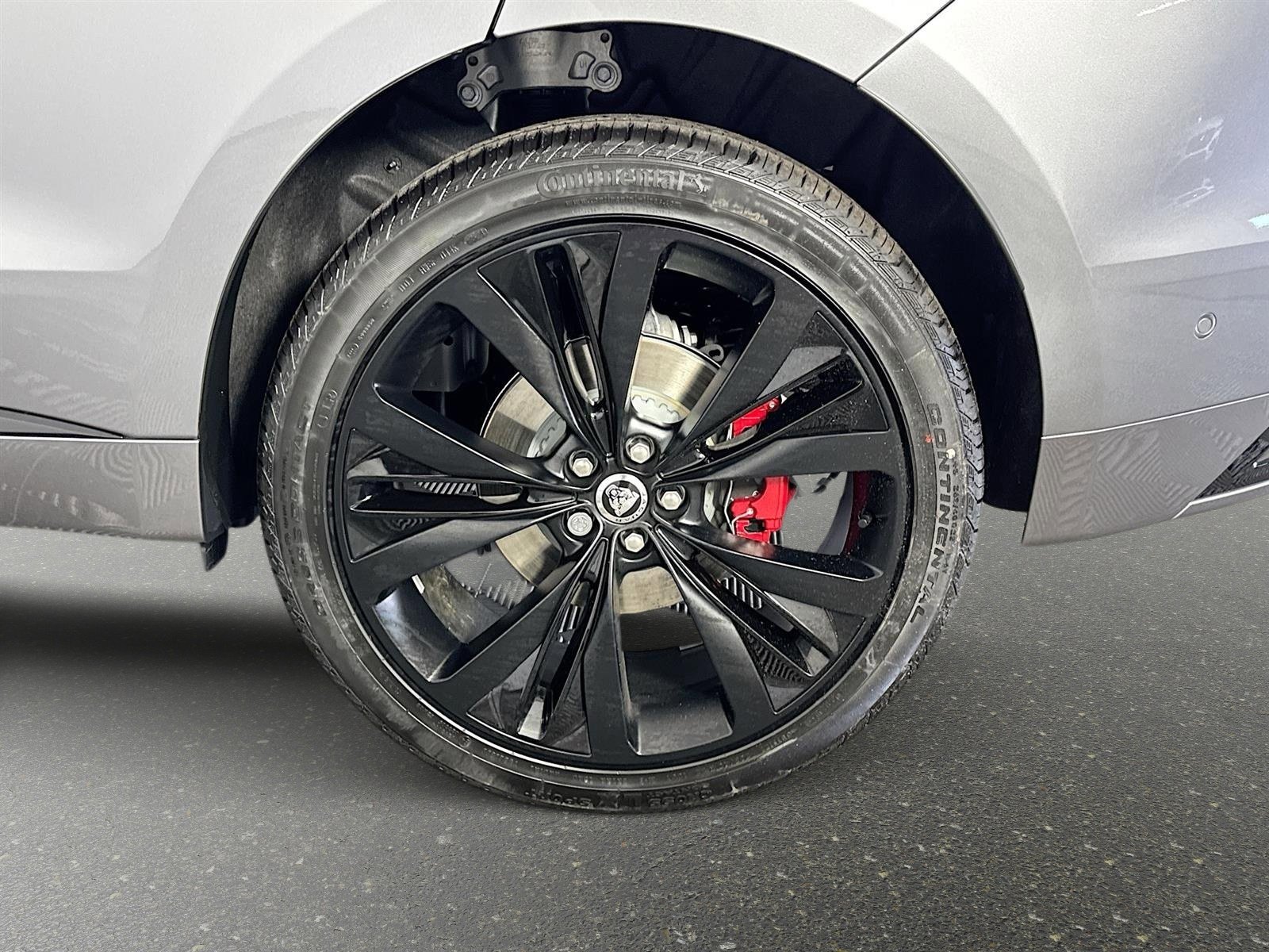 New 2026 Jaguar F-PACE R-Dynamic S AWD/4WD image 33
