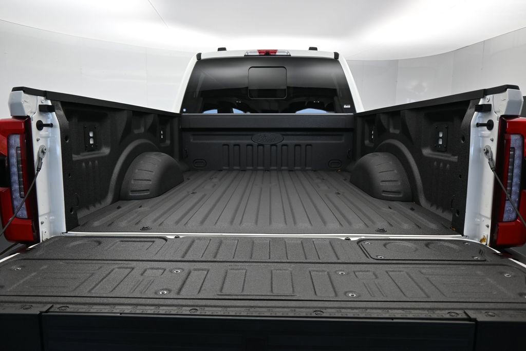 Used 2026 Ford F250 Platinum AWD/4WD image 40