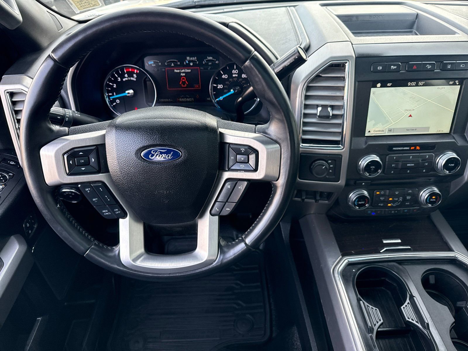 Used 2017 Ford F450 Platinum w/ Platinum Ultimate Package image 16