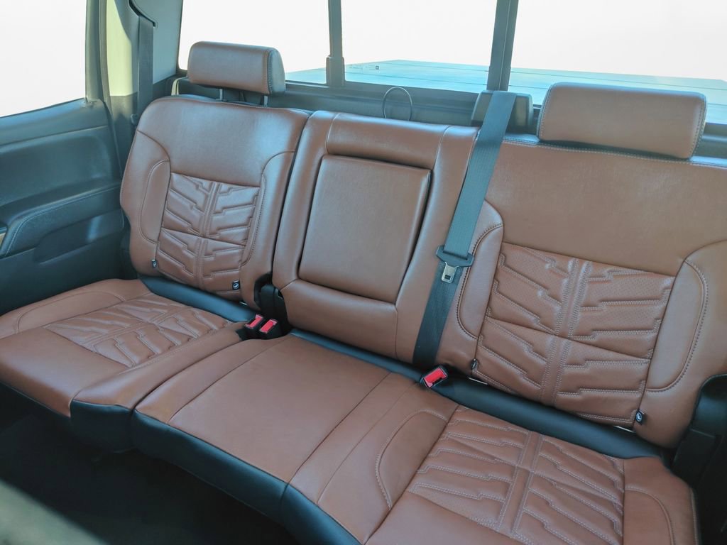 Used 2018 Chevrolet Silverado 1500 LTZ w/ Texas Edition image 22