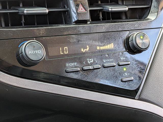 Certified 2021 Toyota Camry SE FWD image 14