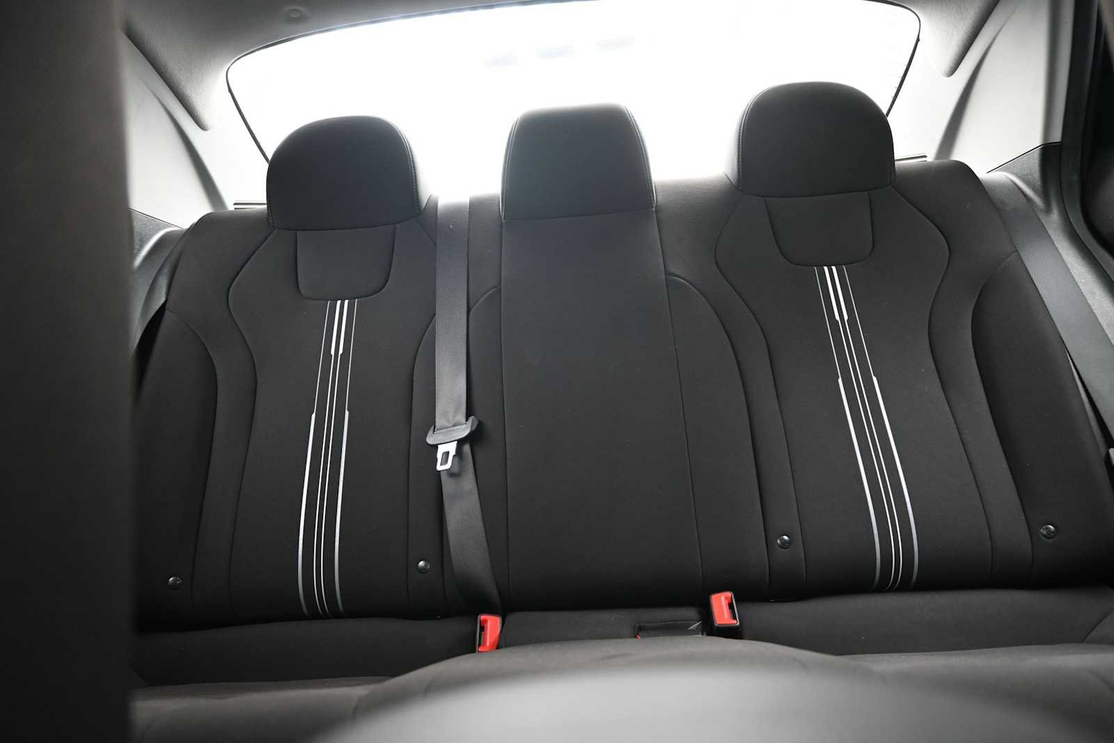 Used 2023 Hyundai Elantra SEL FWD image 18