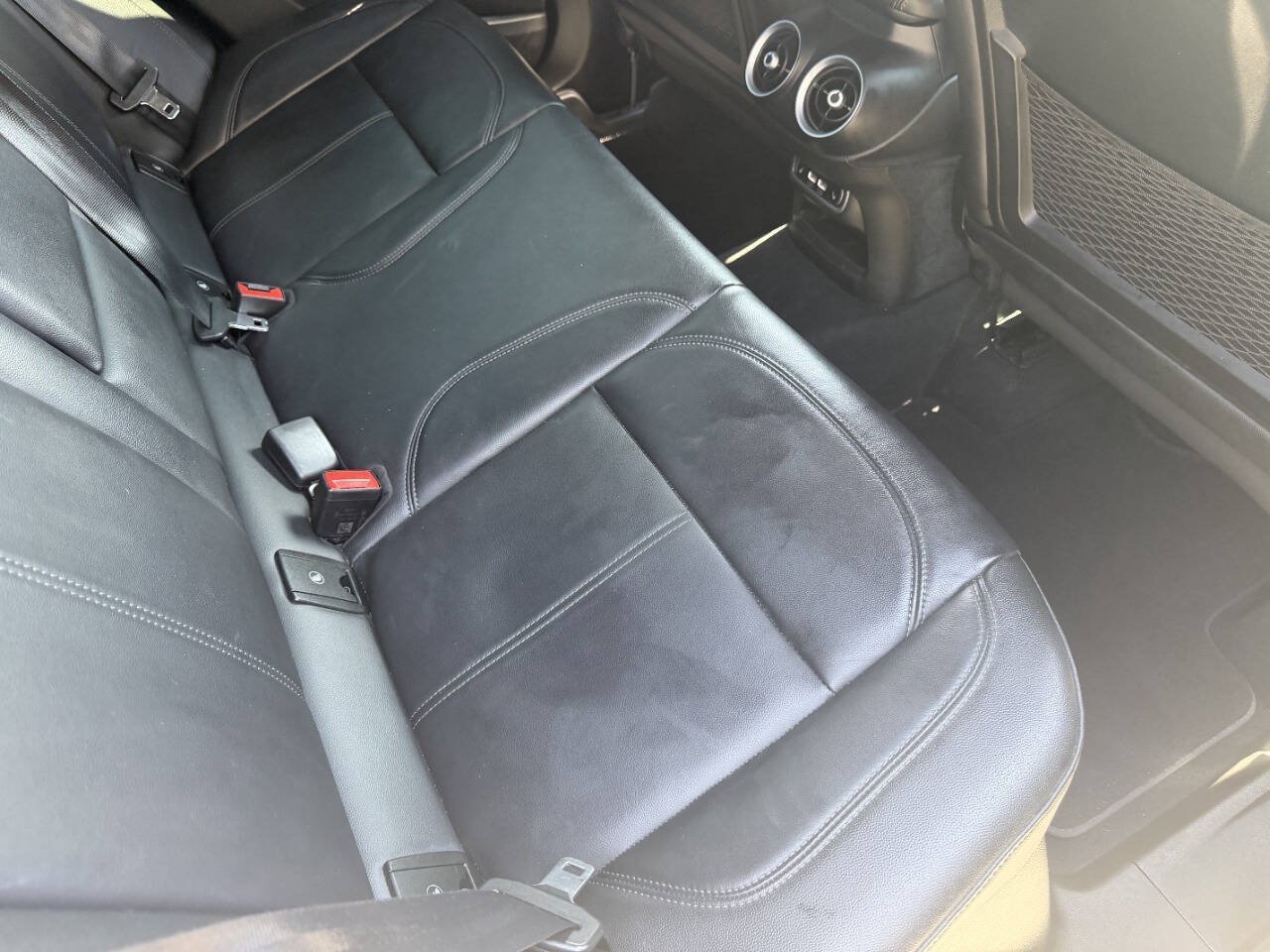 Used 2022 Alfa Romeo Stelvio Sprint AWD/4WD image 27