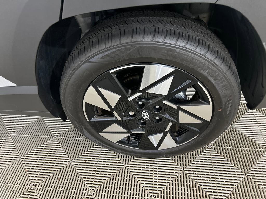 Certified 2024 Hyundai Kona SEL image 11