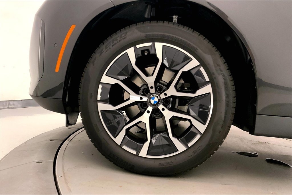 New 2025 BMW X3 xDrive30i w/ Convenience Package AWD/4WD image 9