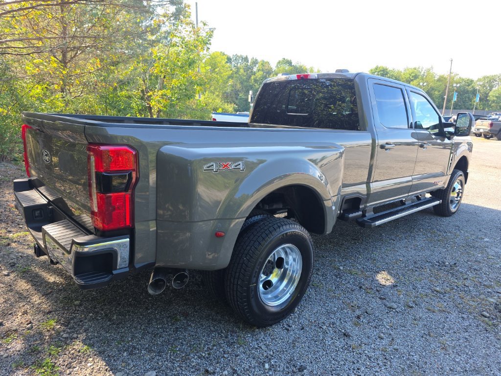 New 2027 Ford F350 XLT w/ XLT Premium Package AWD/4WD image 12