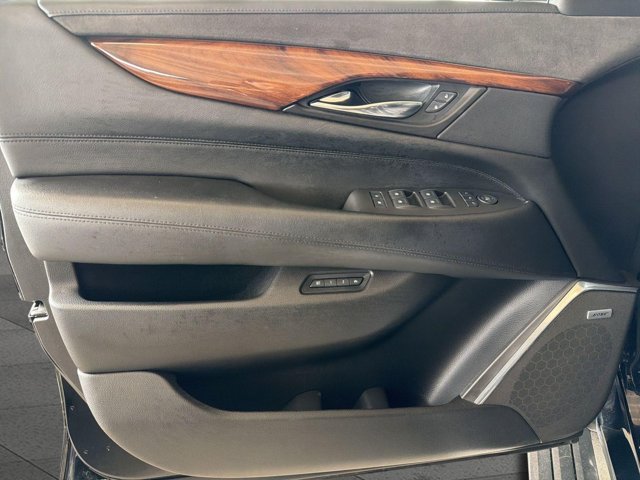 Used 2016 Cadillac Escalade Premium RWD image 8