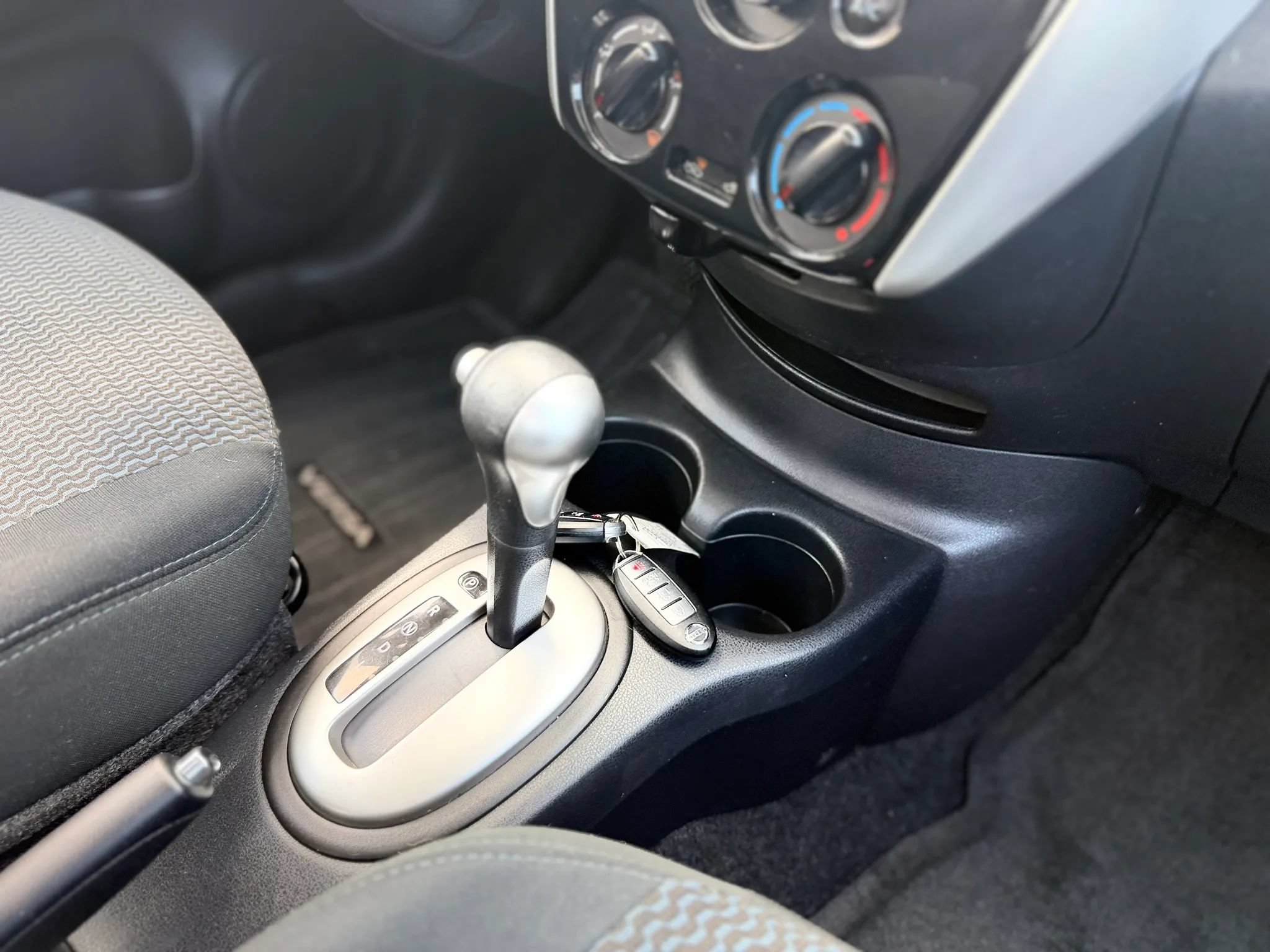 Used 2015 Nissan Versa Note FWD image 40