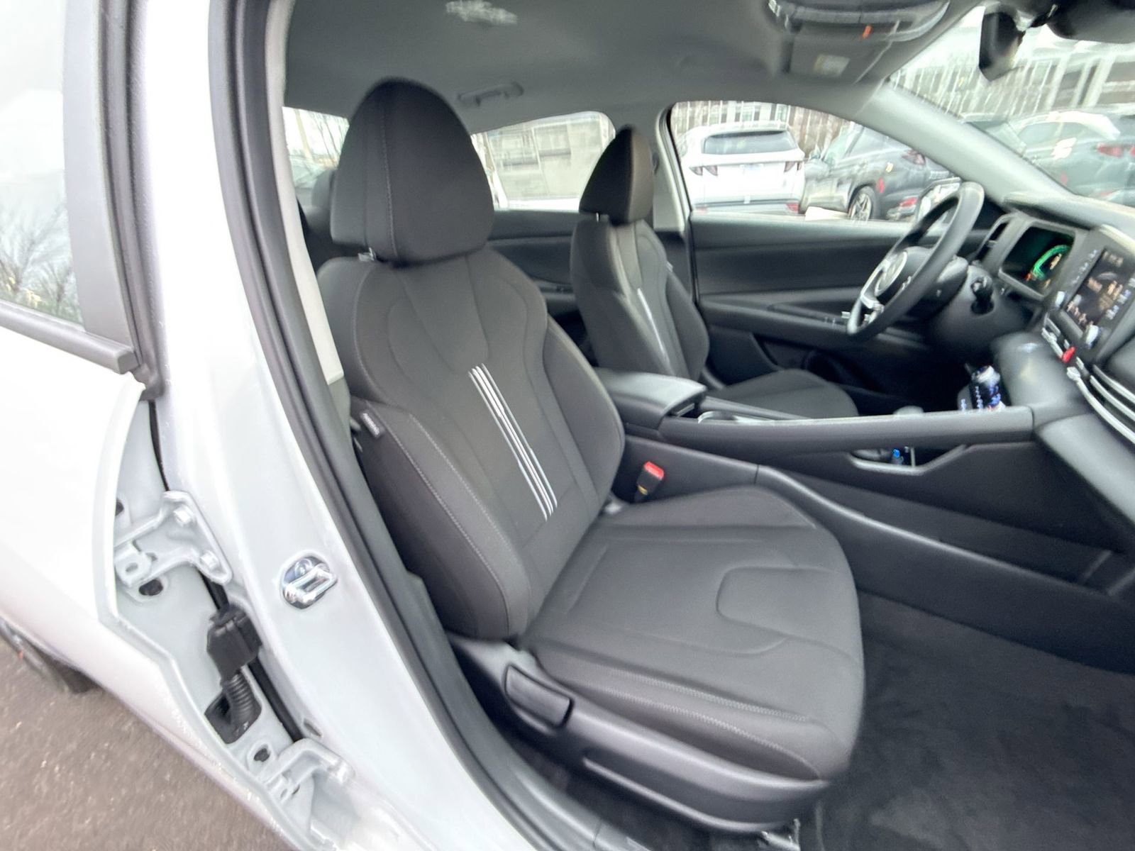New 2026 Hyundai Elantra Blue image 24