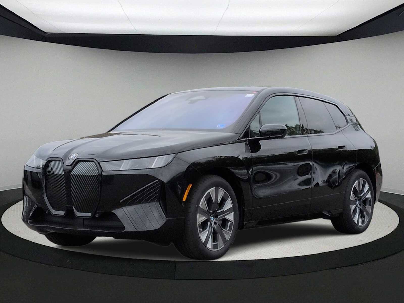 New 2026 BMW iX xDrive45 w/ Premium Package AWD/4WD image 4