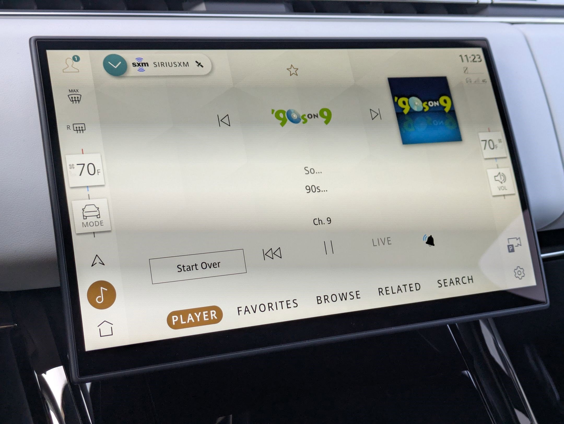 Certified 2025 Land Rover Range Rover Sport image 19