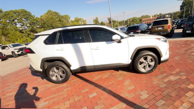 Used 2024 Toyota RAV4 XLE w/ Convenience Package FWD image 2